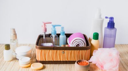 Jak wybrać idealne wyposażenie do domowego salonu kosmetycznego: poradnik dla miłośników relaksu i pielęgnacji