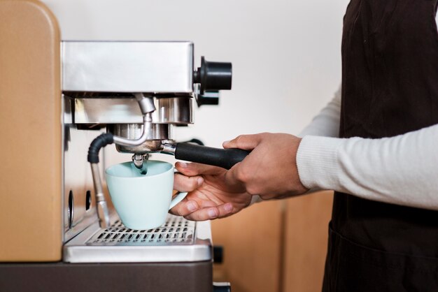 Jak prawidłowo serwisować ekspres do kawy?