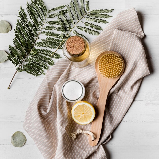 Jakie naturalne składniki mogą wspierać zdrowy blask skóry?