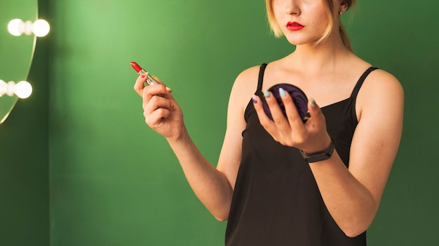 Sekrety trwałości zapachów: jak wybrać odpowiednią kompozycję dla siebie